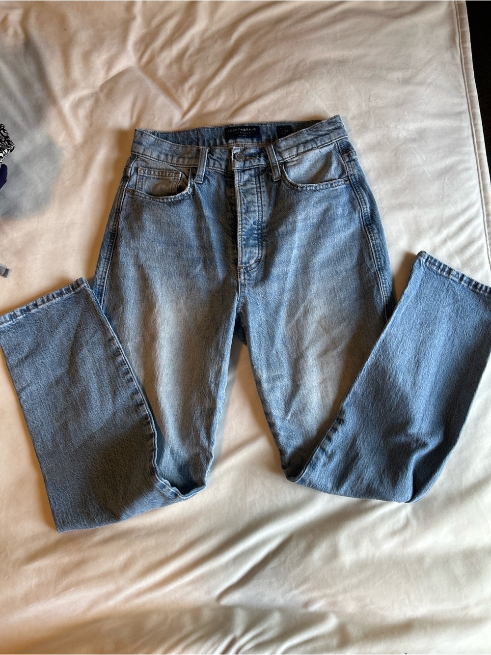 Classic Light Blue Women’s Lucky Brand Jeans